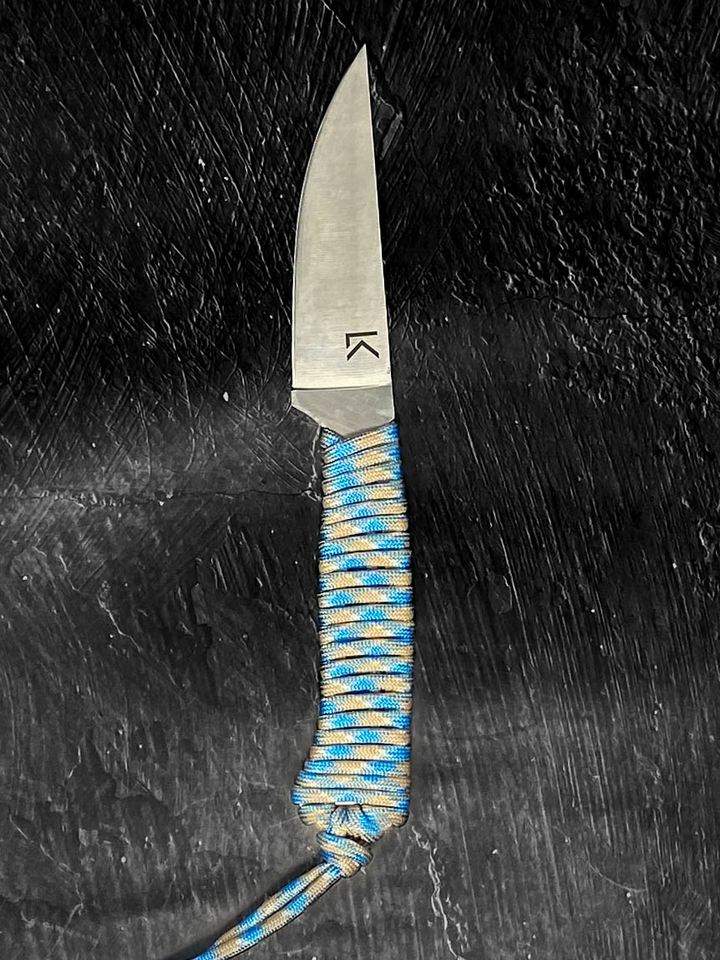 Outdoor Hiking Utility Paracord EDC Knife - Carolina