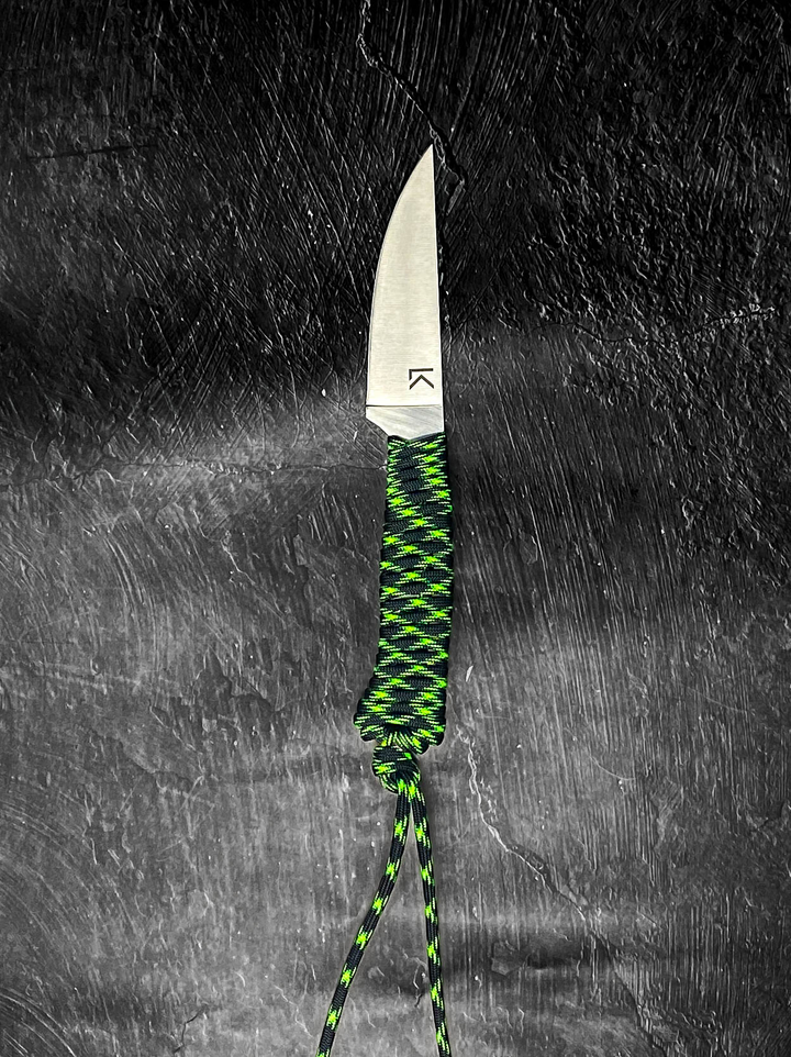 Outdoor Hiking Utility Paracord EDC Knife - Dark Decay