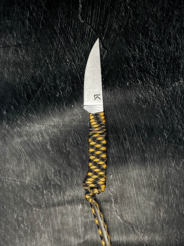 Outdoor Hiking Utility Paracord EDC Knife - Black & Yellow