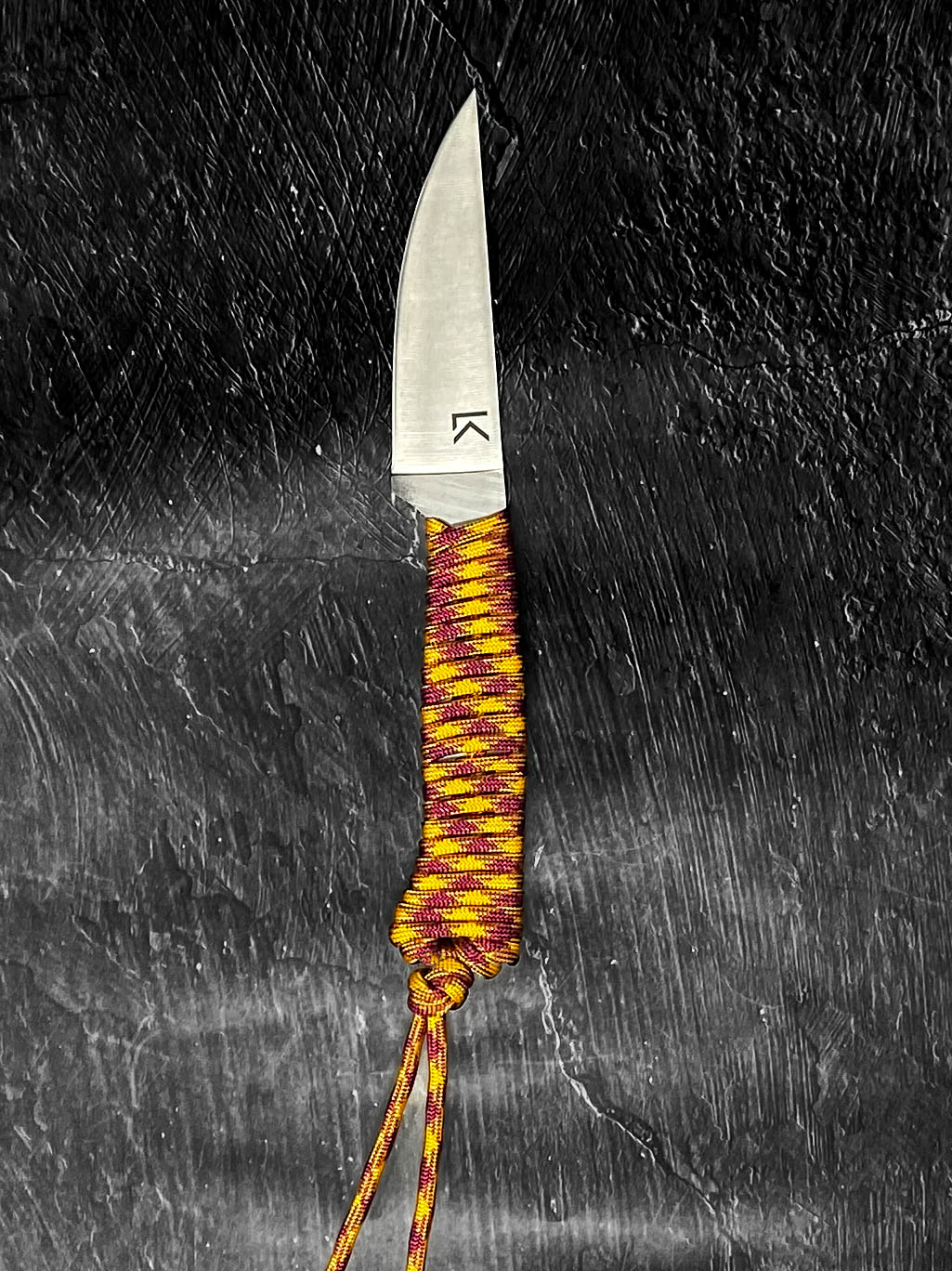Outdoor Hiking Utility Paracord EDC Knife - Norwich