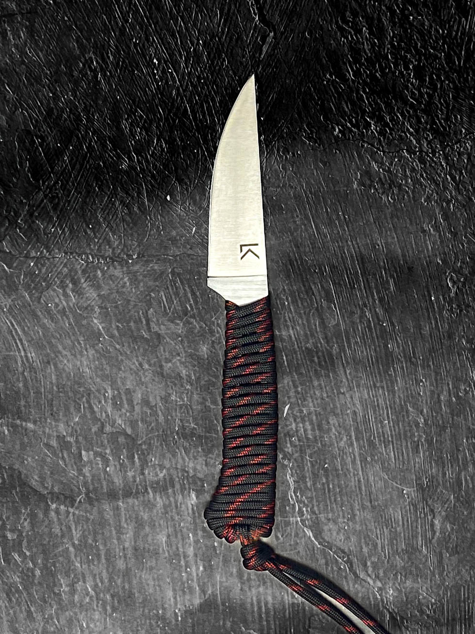 Outdoor Hiking Utility Paracord EDC Knife - Thin Red Line