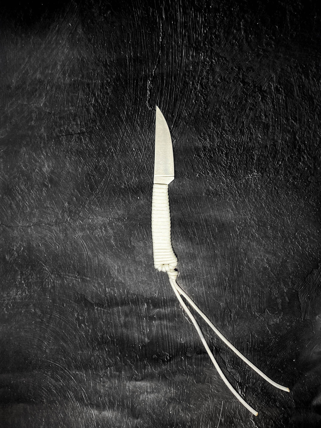 Outdoor Hiking Utility Paracord EDC Knife - White Out