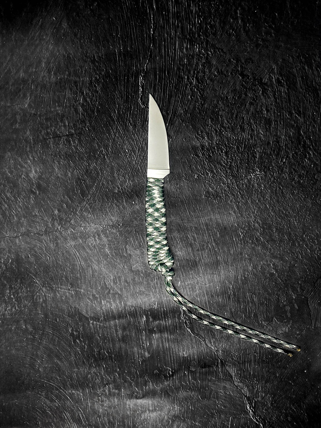 Outdoor Hiking Utility Paracord EDC Knife - Wintergreen